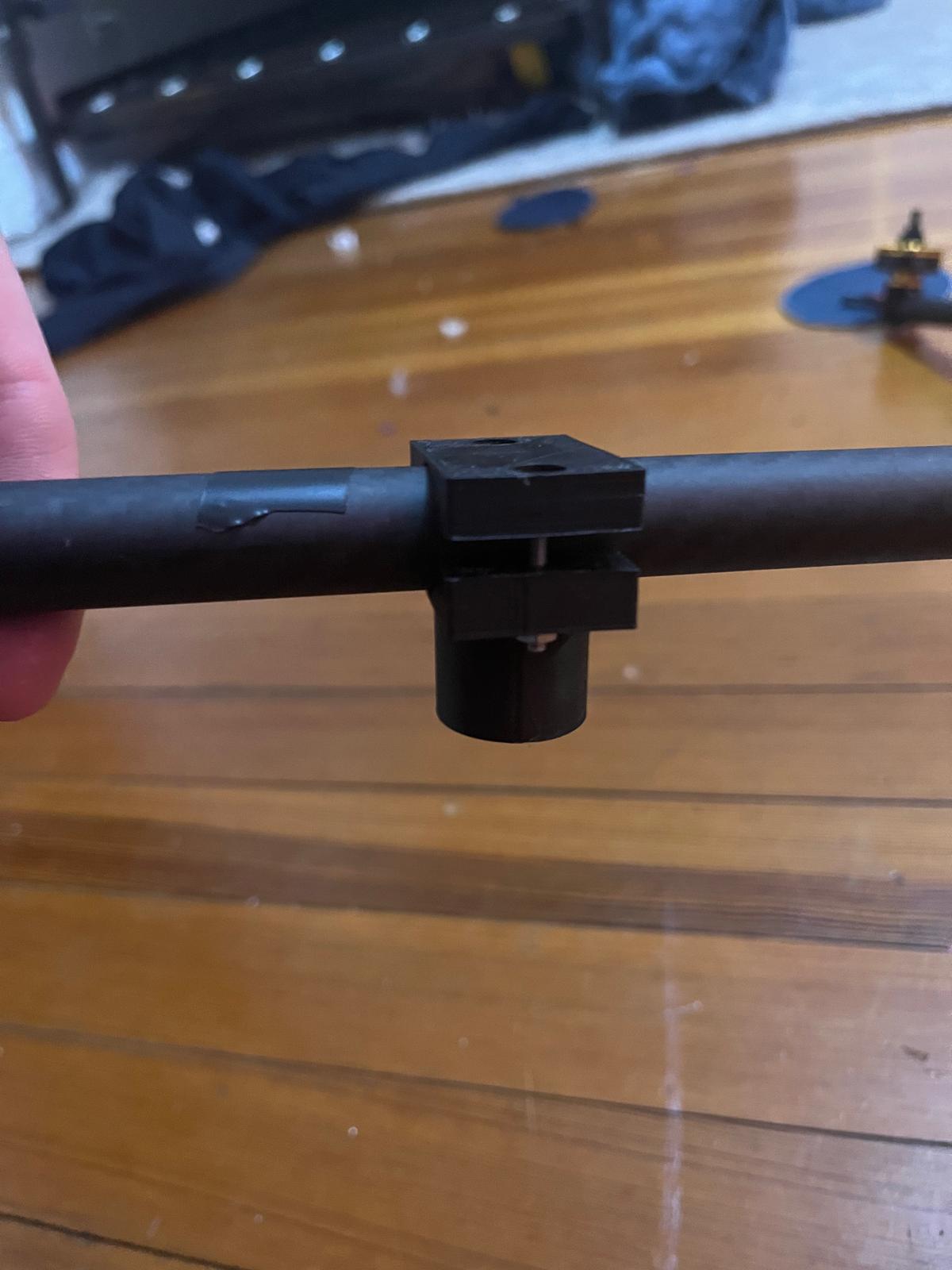 Landing gear mounting system with M3 screws